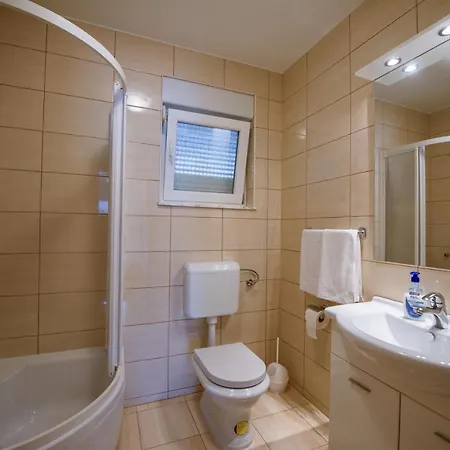 Kuca- Eva Villa Siroki Brijeg